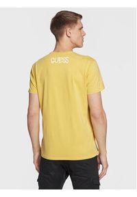 Guess T-Shirt Queen M3RI1U KBDL0 Żółty Regular Fit. Kolor: żółty. Materiał: bawełna #4