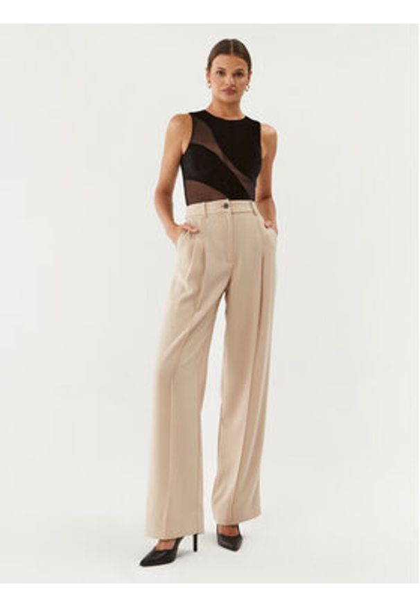 Undress Code Body Night Creature 417 Czarny Slim Fit. Kolor: czarny. Materiał: syntetyk
