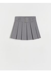 Reserved - Plisowana spódnica z paskiem - ciemnoszary. Kolor: szary. Materiał: wiskoza, tkanina #1