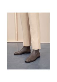 Botki Gino Rossi 3003 Brown. Kolor: brązowy. Materiał: skóra #1