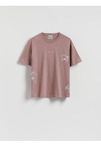 Reserved - T-shirt boxy z nadrukiem - różowy. Kolor: różowy. Materiał: bawełna, dzianina. Wzór: nadruk