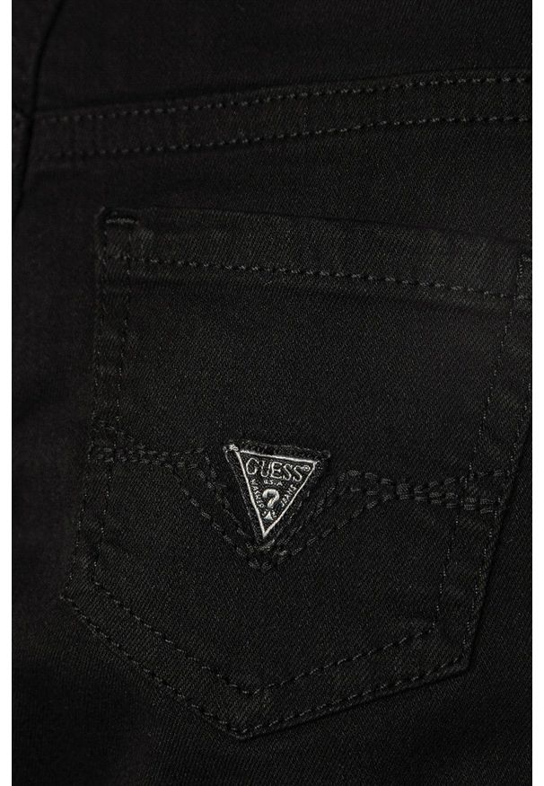 Guess - Szorty jeansowe dziecięce 92-122 cm. Okazja: na co dzień. Kolor: czarny. Materiał: jeans. Styl: casual