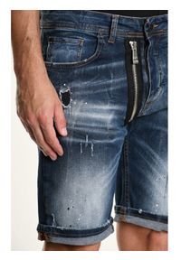 Xagon Man Szorty | P25032UM256Z | Mężczyzna | Niebieski. Okazja: na spacer, na co dzień. Kolor: niebieski. Materiał: bawełna, elastan. Długość: długie. Styl: klasyczny, elegancki, vintage, casual