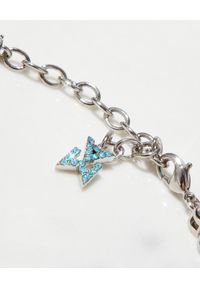 AMINA MUADDI - Błękitna bransoleta na kostkę z kryształami. Materiał: srebrne. Kolor: niebieski. Kamień szlachetny: kryształ #3