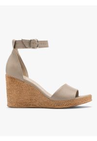 Ryłko - Beżowe sandały z paskiem wokół kostki. Zapięcie: pasek. Kolor: beżowy. Materiał: skóra. Obcas: na platformie. Styl: street
