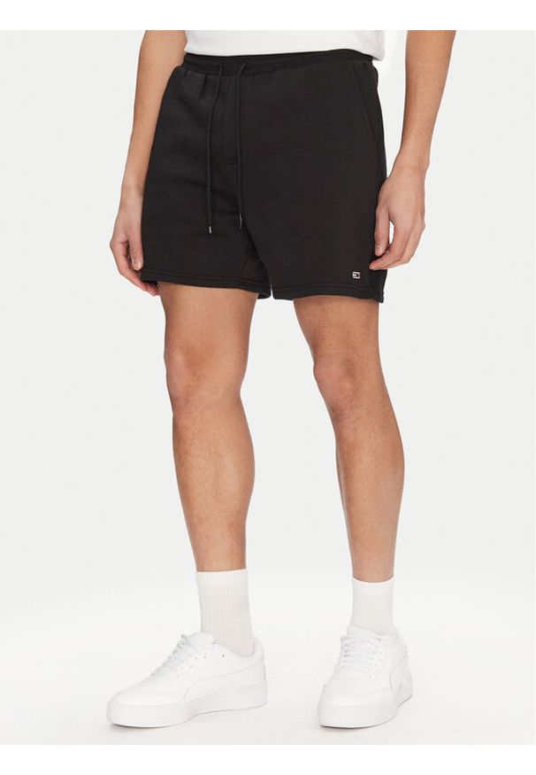 Tommy Jeans Szorty sportowe Flag Beach DM0DM21931 Czarny Regular Fit. Kolor: czarny. Materiał: bawełna. Styl: sportowy