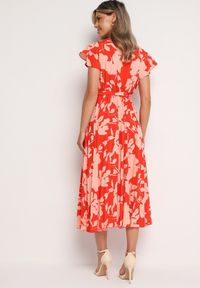 Born2be - Czerwono-Różowa Plisowana Koktajlowa Sukienka z Kopertowym Dekoltem Paskiem i Gumką w Talii Anelsea. Okazja: na spacer, na imprezę. Typ kołnierza: dekolt kopertowy. Kolor: czerwony. Długość rękawa: krótki rękaw. Wzór: aplikacja. Typ sukienki: kopertowe. Styl: wizytowy #2
