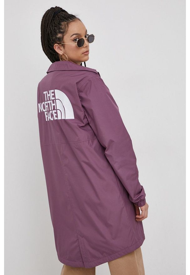 The North Face Kurtka kolor fioletowy przejściowa. Okazja: na co dzień. Kolor: fioletowy. Materiał: tkanina. Styl: casual