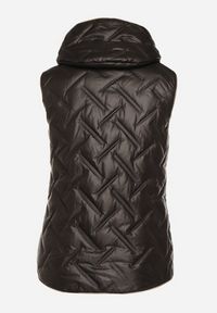 Born2be - Czarna Pikowana Kamizelka z Odpinanym Kapturem Rilanisa. Okazja: na co dzień. Kolor: czarny. Materiał: jeans. Styl: klasyczny, casual, elegancki #3