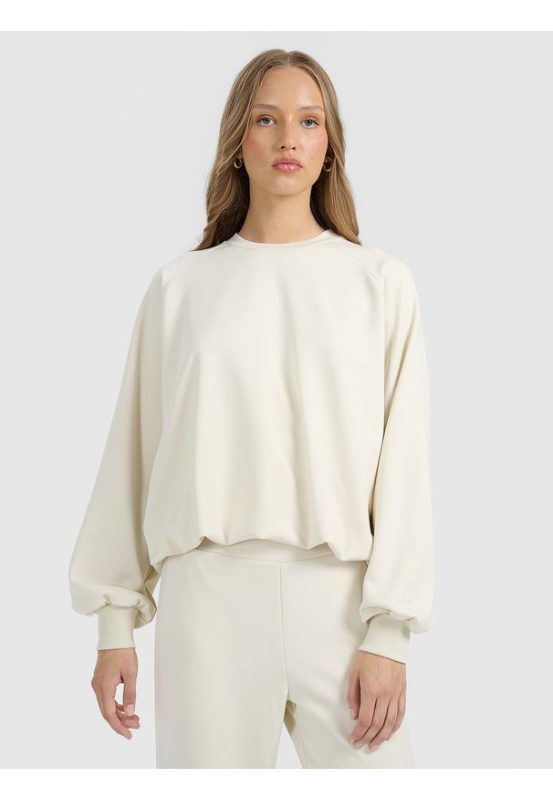 4f - 4F Bluza dresowa nierozpinana z modalem damska - beżowa L. Okazja: na co dzień. Kolor: beżowy. Materiał: dresówka. Styl: casual