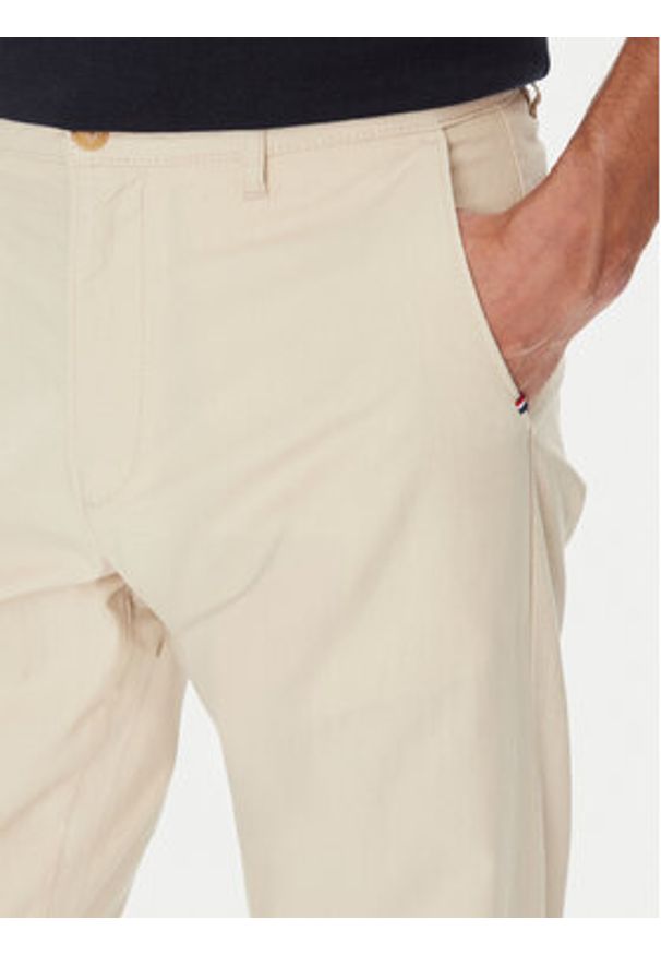 U.S. Polo Assn. Chinosy MUP3610 Beżowy Slim Fit. Kolor: beżowy. Materiał: bawełna