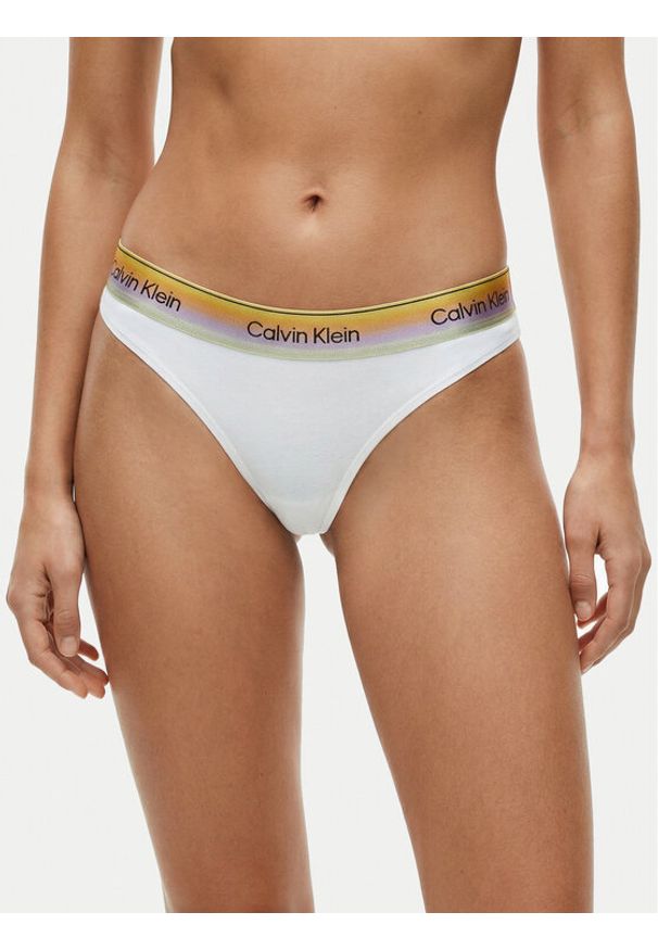 Calvin Klein Underwear Stringi LV00QF8875 Biały. Kolor: biały. Materiał: bawełna