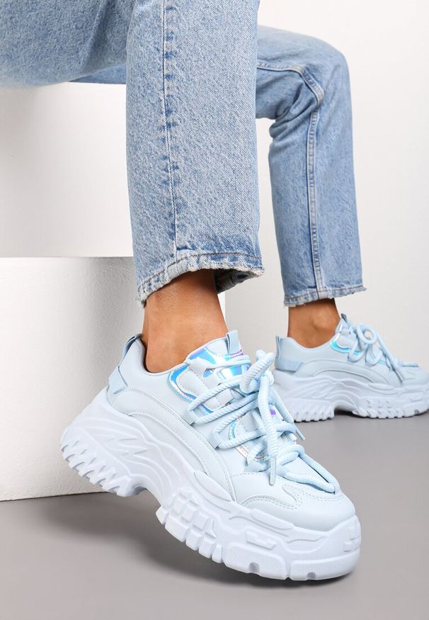 Born2be - Niebieskie Sneakersy na Grubej Podeszwie z Ozdobnym Sznurowaniem przed Kostkę Mystarie. Wysokość cholewki: przed kostkę. Kolor: niebieski