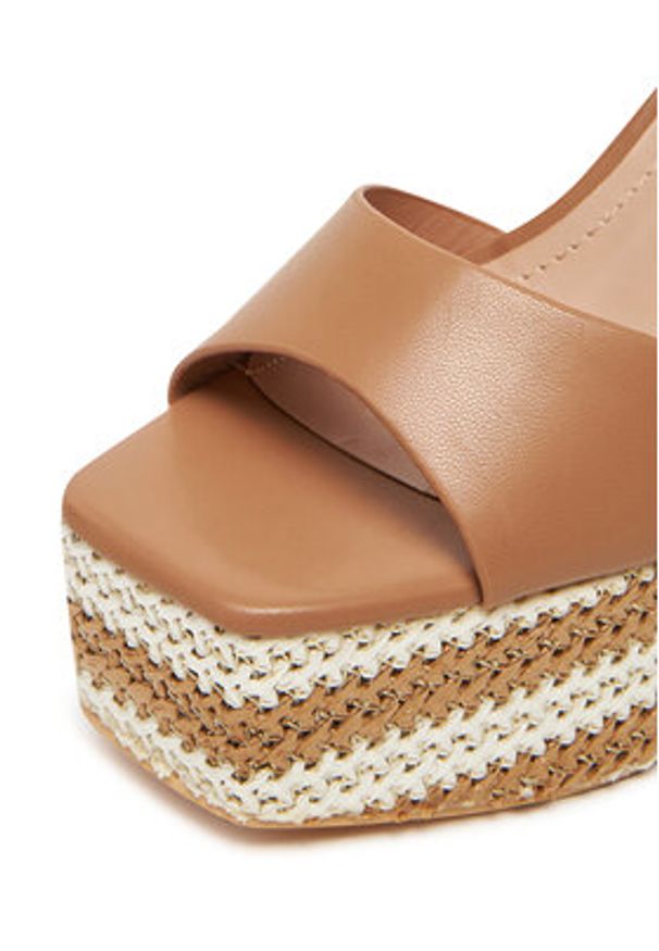 DeeZee Sandały LB9110-1 Brązowy. Kolor: brązowy. Materiał: materiał, syntetyk
