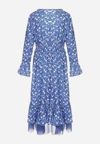 Born2be - Niebieska Asymetryczna Sukienka Midi Rozkloszowana z Siateczką Tivora. Kolor: niebieski. Typ sukienki: asymetryczne. Długość: midi #5