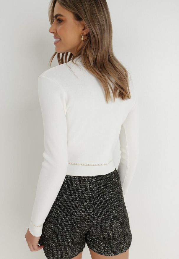 Born2be - Biały Kardigan Patli. Kolor: biały. Długość rękawa: długi rękaw. Długość: długie. Styl: elegancki, retro