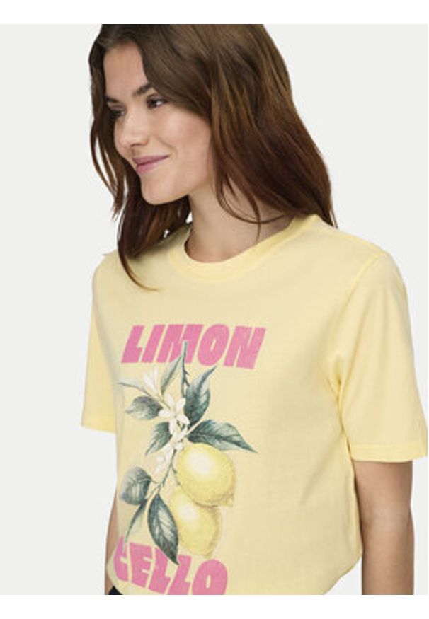 only - ONLY T-Shirt Lucy 15367829 Żółty Regular Fit. Kolor: żółty. Materiał: bawełna