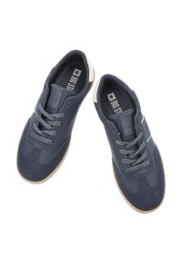 Big-Star - Granatowe Sneakersy Big Star Modne Obuwie Męskie. Okazja: na co dzień. Zapięcie: sznurówki. Kolor: niebieski. Materiał: guma, materiał. Szerokość cholewki: normalna. Sport: turystyka piesza #4