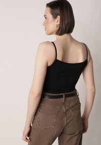 Born2be - Czarny Bawełniany Top na Ramiączkach z Ozdobną Koronką przy Dekolcie Berlisa. Okazja: na co dzień, na spotkanie biznesowe. Kolor: czarny. Materiał: bawełna, koronka. Długość rękawa: na ramiączkach. Wzór: koronka. Styl: casual, biznesowy, elegancki #5