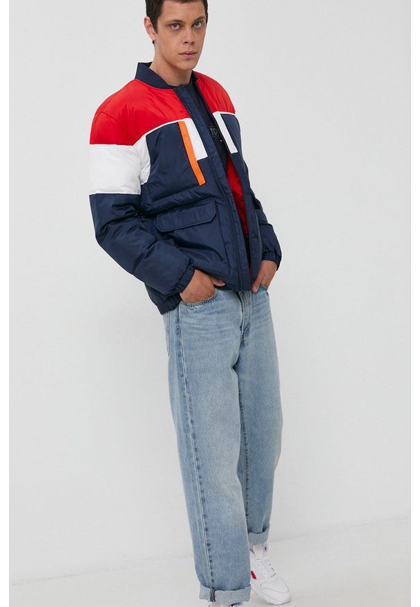 Tommy Jeans - Kurtka bomber. Okazja: na co dzień. Kolor: niebieski. Materiał: poliester. Styl: casual