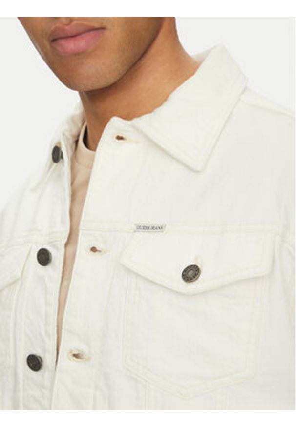 Guess Jeans Kurtka jeansowa M5GN38 D5OC1 Biały Regular Fit. Kolor: biały. Materiał: bawełna, jeans
