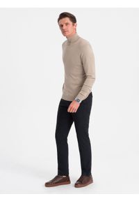 Ombre Clothing - Dzianinowy męski dopasowany golf z wiskozą - beżowy V5 - Rozmiar: XXL. Typ kołnierza: golf. Kolor: beżowy. Materiał: wiskoza, dzianina #2