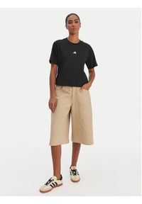 Adidas - adidas T-Shirt Essentials Small Logo JC5943 Czarny Regular Fit. Kolor: czarny. Materiał: bawełna #5