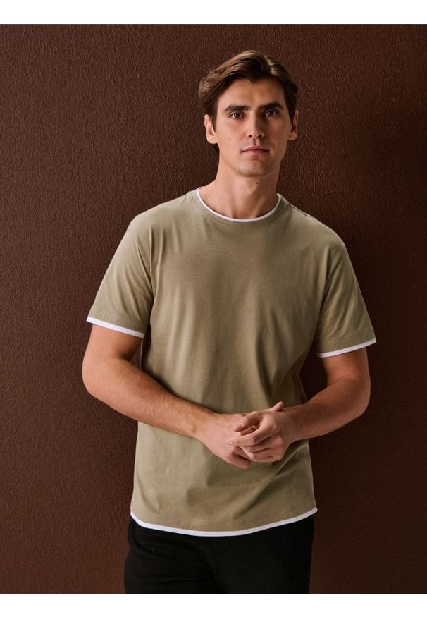 Sinsay - Bawełniana koszulka basic - zielony. Kolor: zielony. Materiał: bawełna