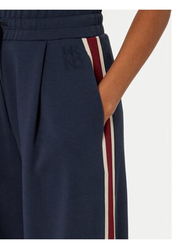 Weekend Max Mara Spodnie palazzo Marsala 2515781011 Granatowy Wide Leg. Kolor: niebieski. Materiał: bawełna