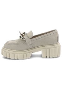 Beżowe Półbuty Karino Skórzane Buty Damskie. Okazja: na co dzień. Zapięcie: klamry. Kolor: beżowy. Materiał: skóra. Styl: casual, elegancki