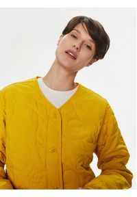 Wrangler Kurtka przejściowa 112351428 Żółty Relaxed Fit. Kolor: żółty. Materiał: lyocell