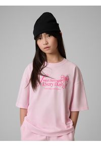 4f - 4F T-shirt loose z nadrukiem dziewczęcy - różowy 122/128 (6-8 lat). Okazja: na co dzień, na uczelnię. Kolor: różowy. Materiał: materiał, bawełna, jeans. Wzór: nadruk. Sezon: lato. Styl: casual, sportowy #2