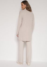 Born2be - Beżowy Dzianinowy Komplet z Wiskozą Spodnie Bluzka z Półgolfem i Kardigan Vetisena. Kolor: beżowy. Materiał: wiskoza, dzianina #4