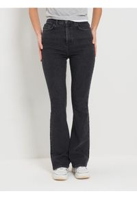 Sinsay - Jeansy flare z efektem sprania - szary. Kolor: szary #1