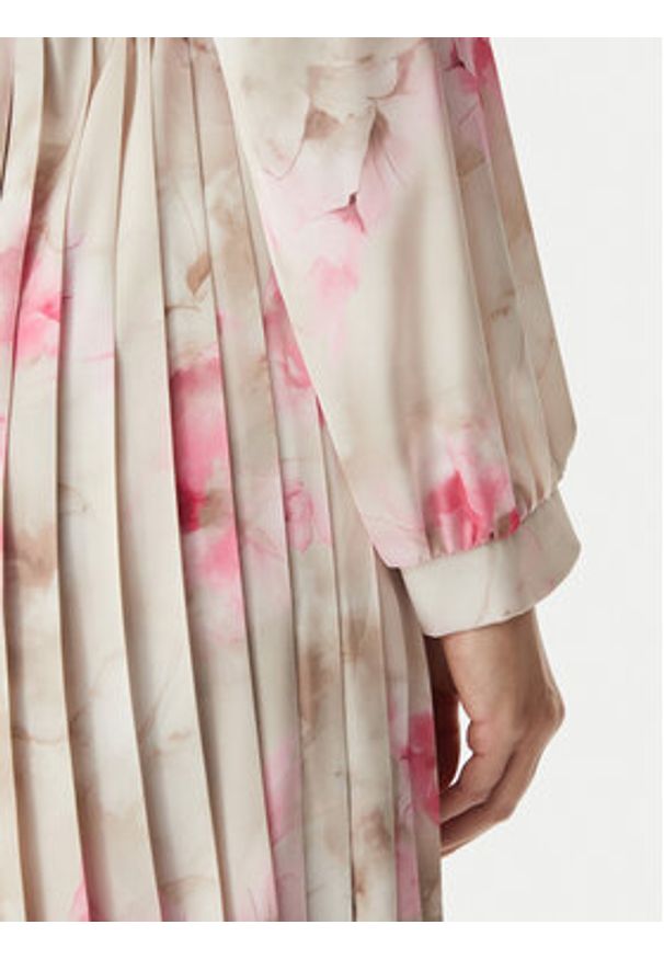 Rinascimento Sukienka koktajlowa CFC0127960003 Beżowy jasny Regular Fit. Kolor: beżowy. Materiał: syntetyk. Styl: wizytowy