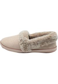 skechers - Kapcie Skechers Cozy Campfire-Team Toasty, Kobiety. Kolor: beżowy. Materiał: syntetyk, materiał