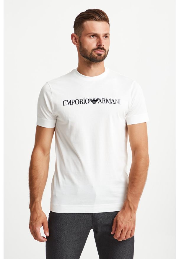 T-shirt Emporio Armani elegancki, w kolorowe wzory