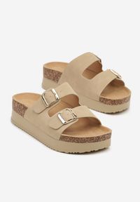 Born2be - Beżowe Klapki na Grubej Podeszwie z Dwoma Paskami Dolarielle. Okazja: na co dzień. Kolor: beżowy. Materiał: jeans. Wzór: paski. Sezon: lato. Styl: klasyczny, casual #3