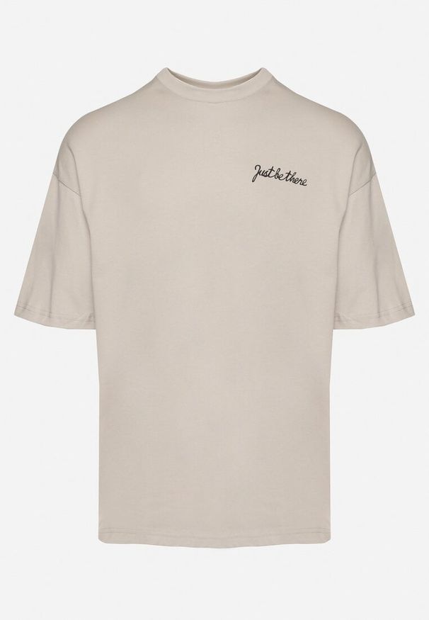 Born2be - Beżowa Bawełniana Koszulka T-shirt z Napisem Just Be There i Nadrukiem Melarea. Kolor: beżowy. Materiał: bawełna. Wzór: napisy, nadruk