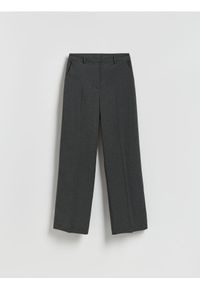Reserved - Spodnie w prążek - ciemnoszary. Kolor: szary. Materiał: dzianina, wiskoza. Wzór: prążki