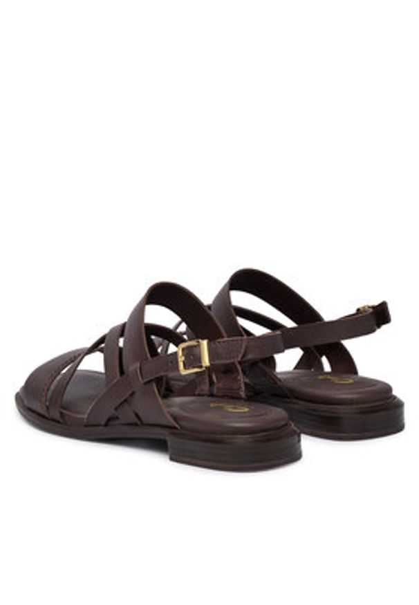 Clarks Sandały Ariany Strap 26185801 Brązowy. Kolor: brązowy. Materiał: skóra
