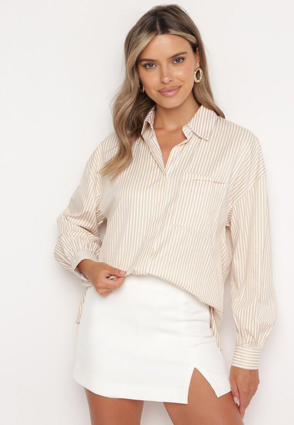 Born2be - Beżowa Koszula Zapinana na Guziki z Kieszonką Uloedri. Okazja: na co dzień, na spotkanie biznesowe. Kolekcja: plus size. Kolor: beżowy. Materiał: jeans. Długość rękawa: długi rękaw. Długość: długie. Styl: klasyczny, biznesowy, casual