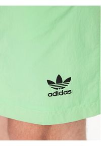 Adidas - adidas Szorty sportowe Happy Earth HI2964 Zielony Regular Fit. Kolor: zielony. Materiał: syntetyk. Styl: sportowy