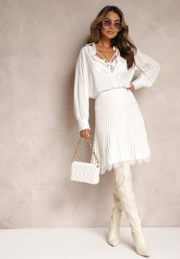 Renee - Biała Spódnica Mini Rozkloszowana z Gumką w Talii Saniurio. Kolor: biały. Materiał: koronka #1