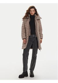 DKNY Kurtka zimowa DLEMPN46 Beżowy Slim Fit. Kolor: beżowy. Materiał: syntetyk. Sezon: zima