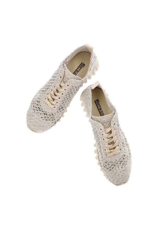 Beżowe Półbuty Artiker Modne Obuwie Damskie. Zapięcie: sznurówki. Kolor: beżowy. Materiał: materiał, koronka
