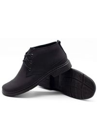 Polbut Trzewiki męskie ocieplane 191F czarne. Okazja: na co dzień. Kolor: czarny. Materiał: materiał, skóra, syntetyk. Wzór: bez wzorów. Styl: casual #8