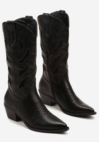 Renee - Czarne Kozaki na Słupku w Stylu Kowbojek Ozdobione Tłoczeniem Latimesa. Okazja: na co dzień. Kolor: czarny. Materiał: jeans, skóra. Wzór: aplikacja. Obcas: na słupku. Styl: casual