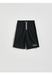Reserved - Sportowe szorty - czarny. Kolor: czarny. Materiał: dzianina. Styl: sportowy #1