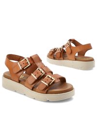 Sandały damskie Hee, cholewka ze skóry naturalnej paski z regulacją na klamry grubsza podeszwa casualowy styl, brązowe, 26100. Okazja: na co dzień. Zapięcie: klamry. Kolor: brązowy. Materiał: skóra. Wzór: paski. Styl: casual #5